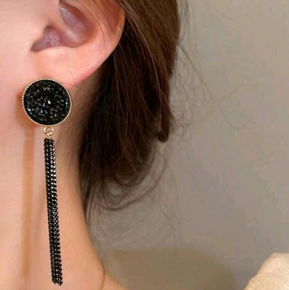 Stunning Black Rhinestone & Long Chain Tassel Dangle Drop Earrings New! - Picture 2 of 10